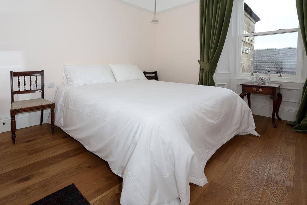 Banner'S House Hotel Markinch Room photo