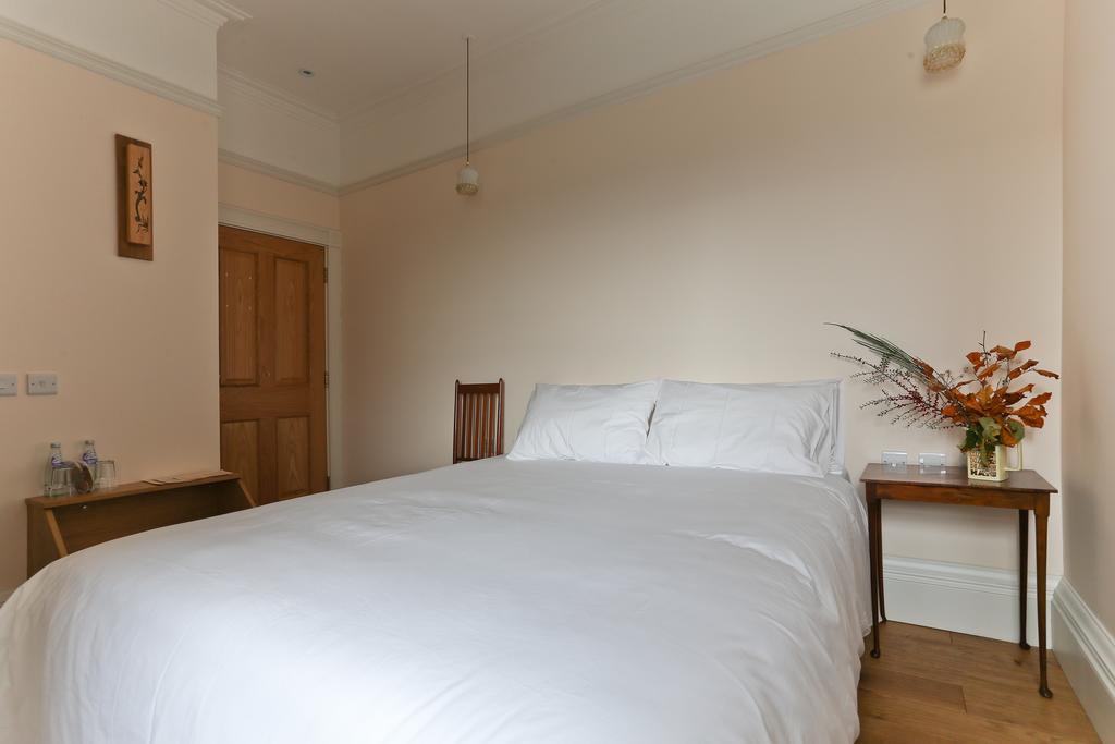 Banner'S House Hotel Markinch Room photo